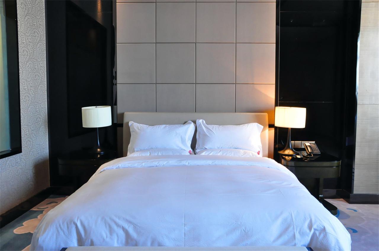 Baotou West Lake Hotel Eksteriør bilde